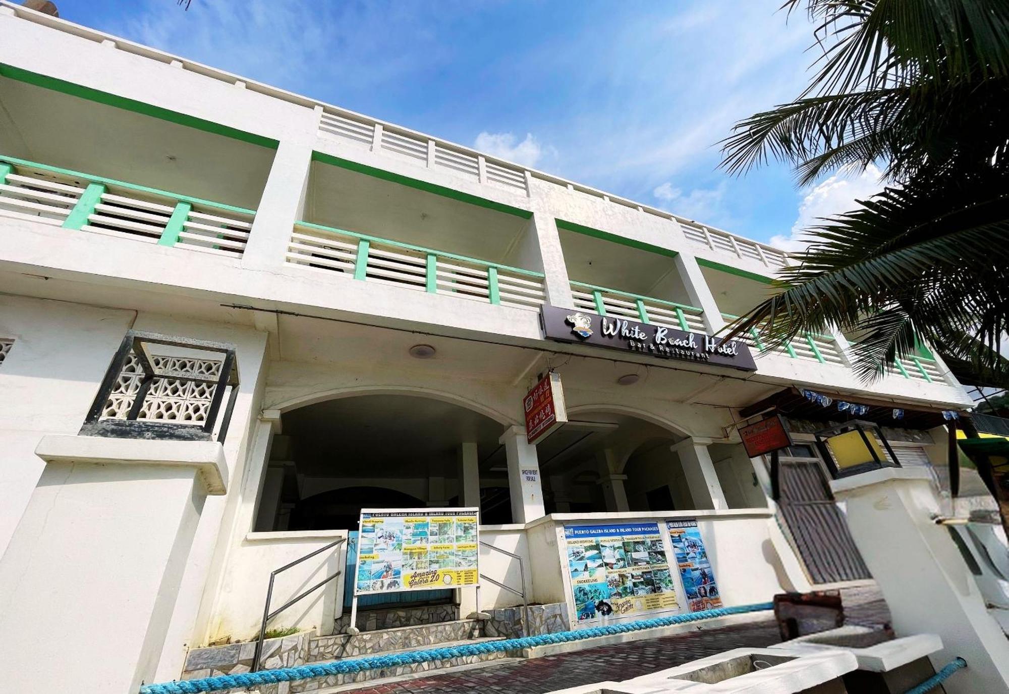 White Beach Hotel Puerto Galera Powered By Cocotel Buitenkant foto